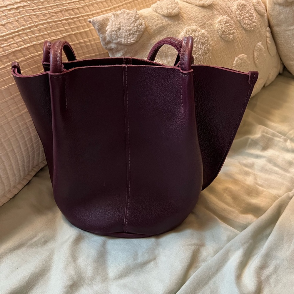Portland Leather Plum Devan Bag, Classic size
